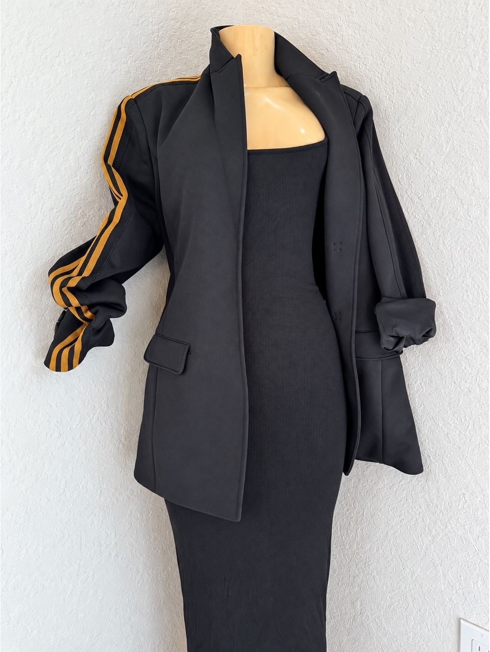 SKIMS Soft Lounge Long Sleeve Maxi Dress Onyx Black Size M NWT - Picture 6 of 9